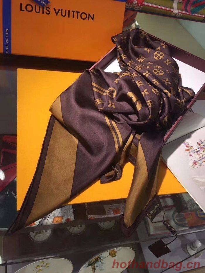 Louis Vuitton Scarf LVS00123